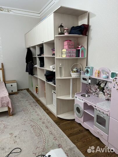 Полки стеллажи