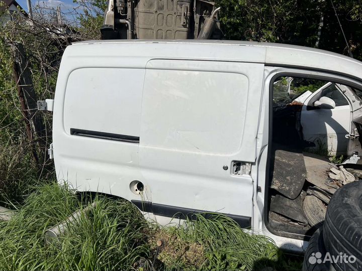 Кузов частями крыша крыло фургон Citroen Berlingo