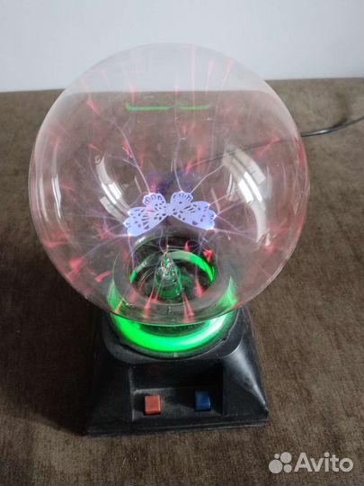 Плазменный шар-светильник