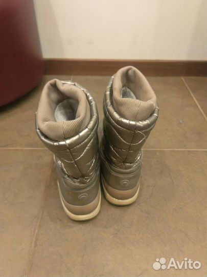 Зимние женские сапоги 38