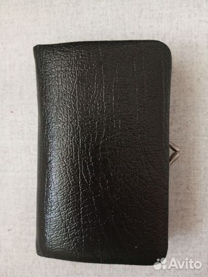 Салфетки, кож. кошелек, сумочка, расческа, обруч