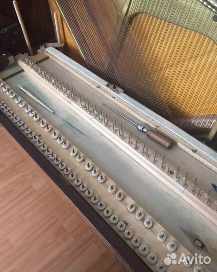 Настройка пианино