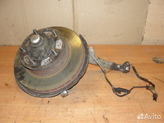 Передние поворотные кулаки Lexus lx470 06г