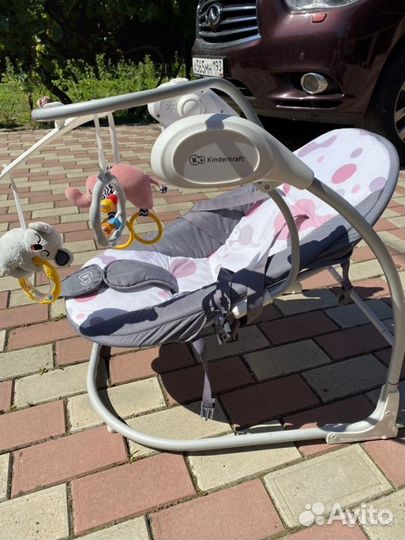 Детская качелька