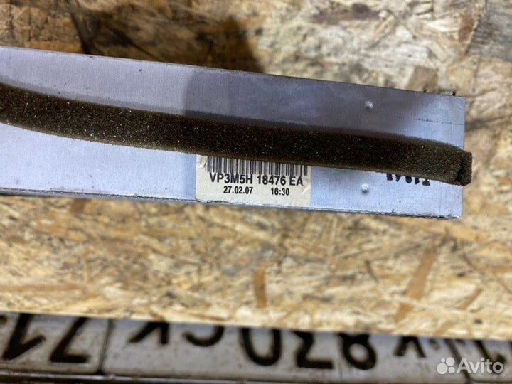 Радиатор печки Ford Focus универсал 1.8 2006