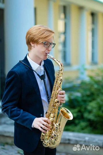 Преподаватель по саксофону