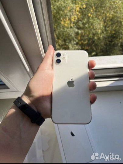 Телефон iPhone 11 128 gb