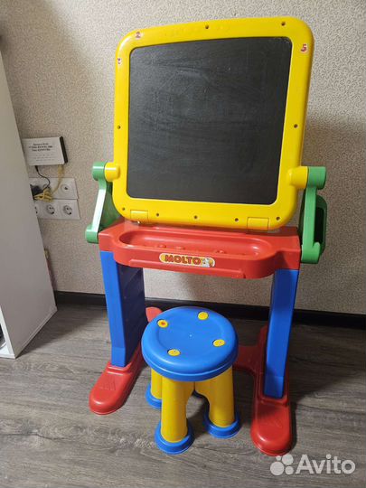 Стол мольберт детский