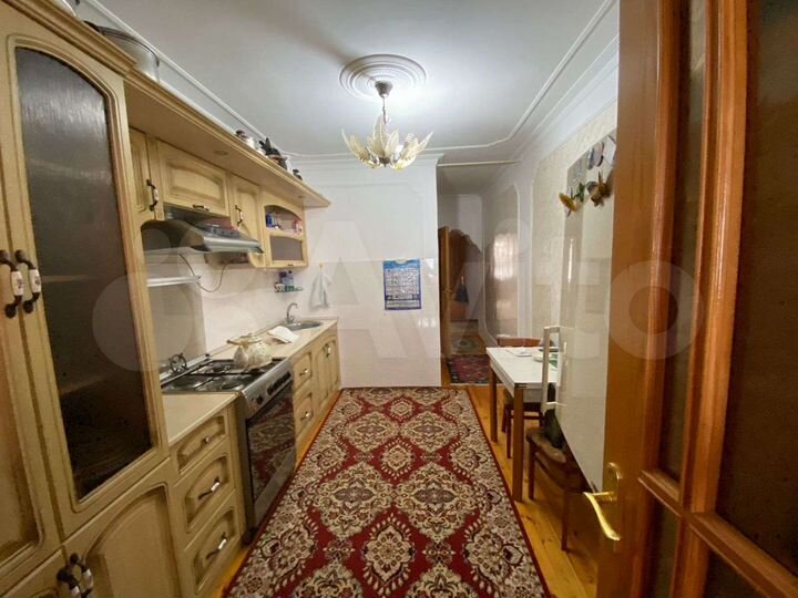 3-к. квартира, 90 м², 2/3 эт.