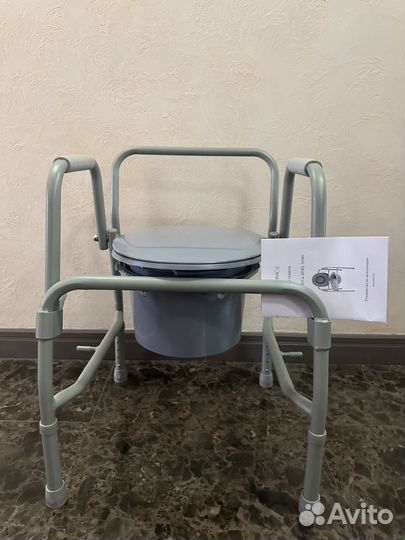 Санитарное кресло туалет новое