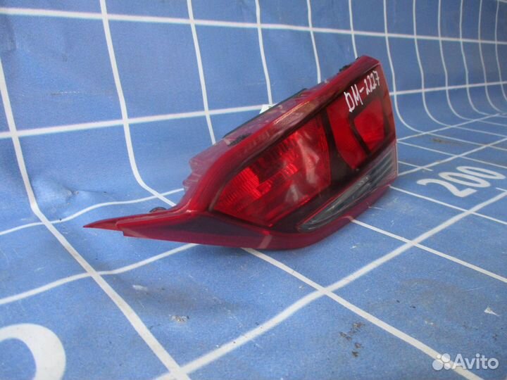 Фонарь задний правый внутренний Хундай Солярис 2 9