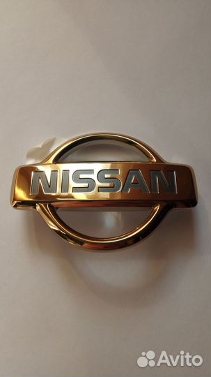Эмблемы Nissan gold передняя и задняя новые