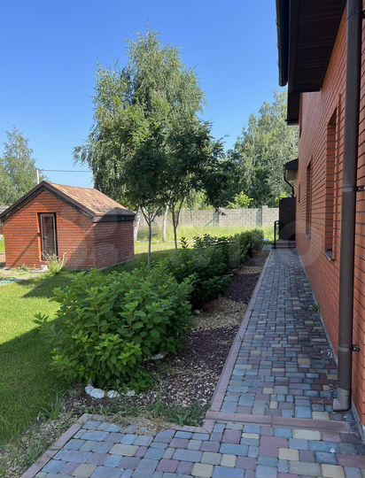 Коттедж 285 м² на участке 23 сот.