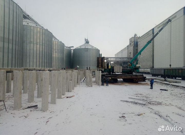 Вдавливание и забивка свай, свайные работы