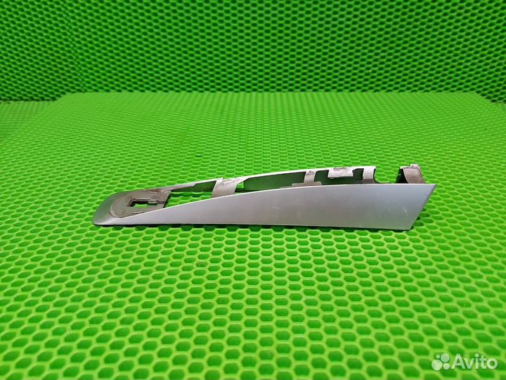 Накладка на рейлинг / молдинг крыши Volkswagen