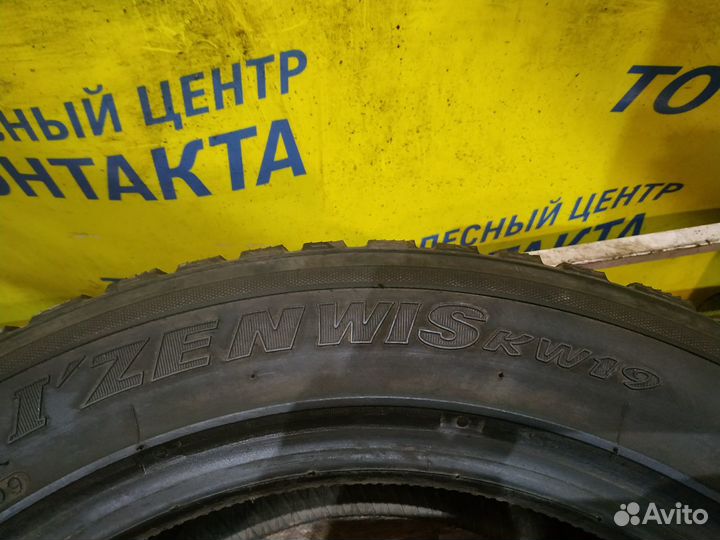 Kumho I'Zen Wis KW19 215/55 R16
