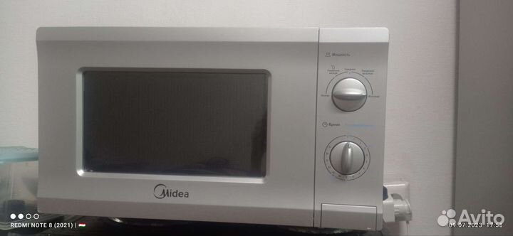 Микроволновка бу Midea