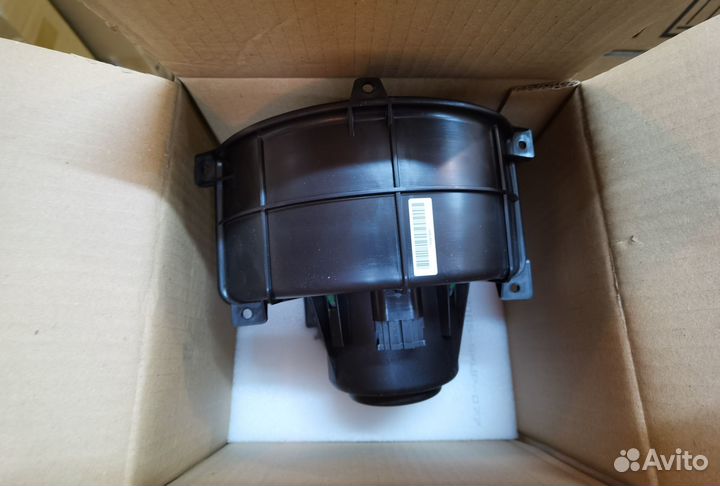 Мотор печки audi Q7 (4L), 4L1820021B