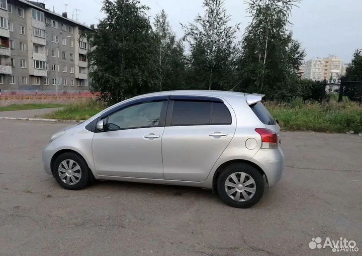 Спойлер для Toyota Yaris (Vitz) 2ое поколение