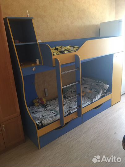 Двухъярусная кровать бу