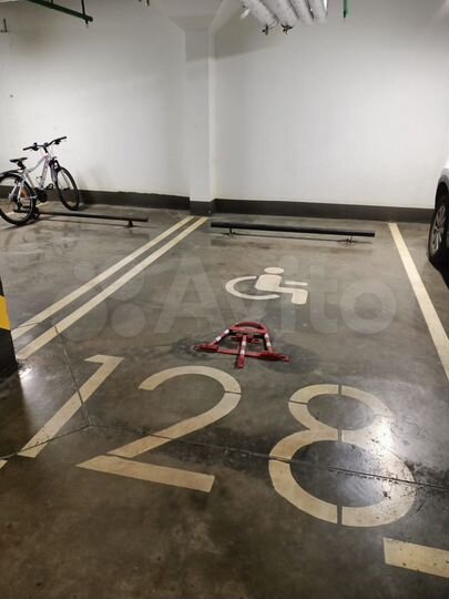 Машиноместо