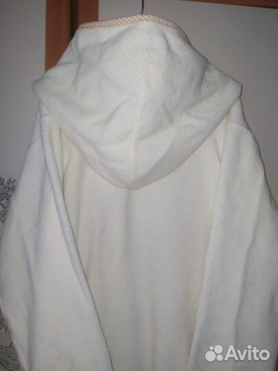 Халаты махровые белые