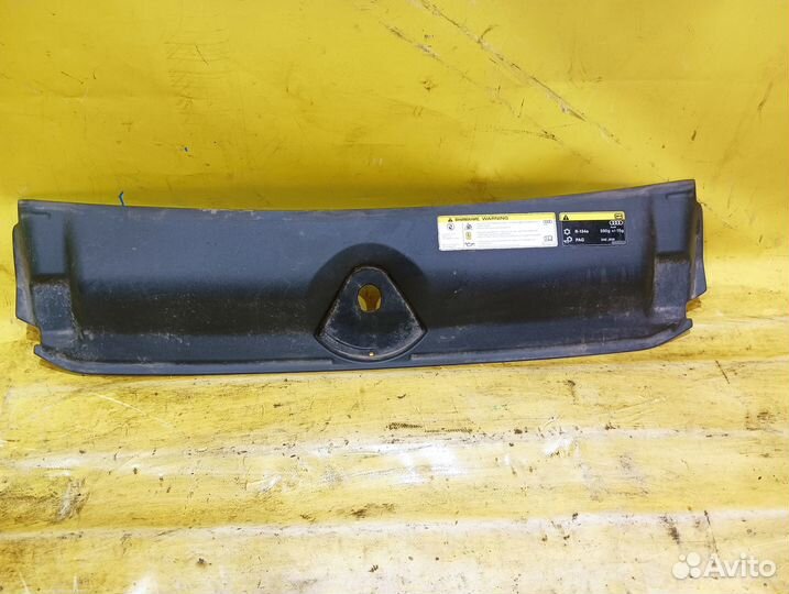 Кожух замка капота Audi A4 B9 2015 Ауди а 4