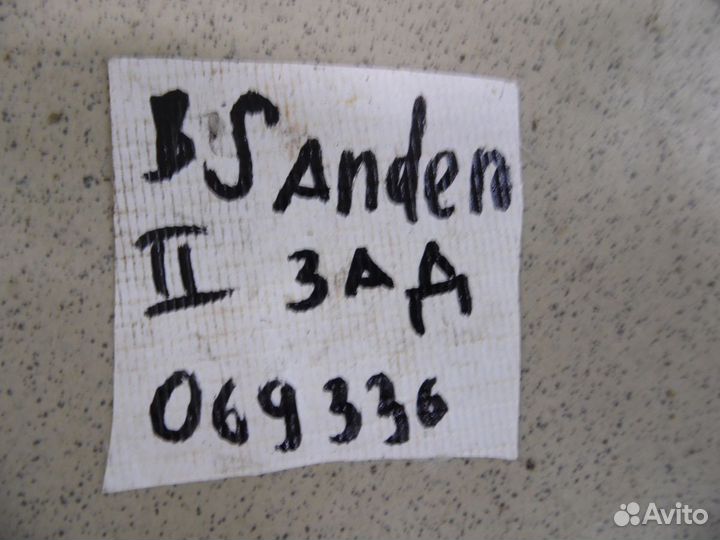 Пыльник заднего амортизатора Renault Sandero 2014