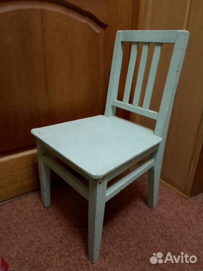 Стульчик деревянный детский