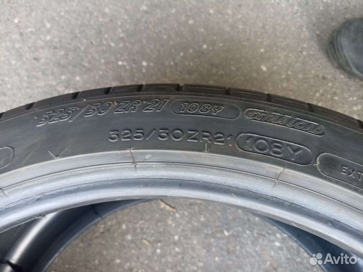 Michelin Pilot Super Sport 325/30 R21
