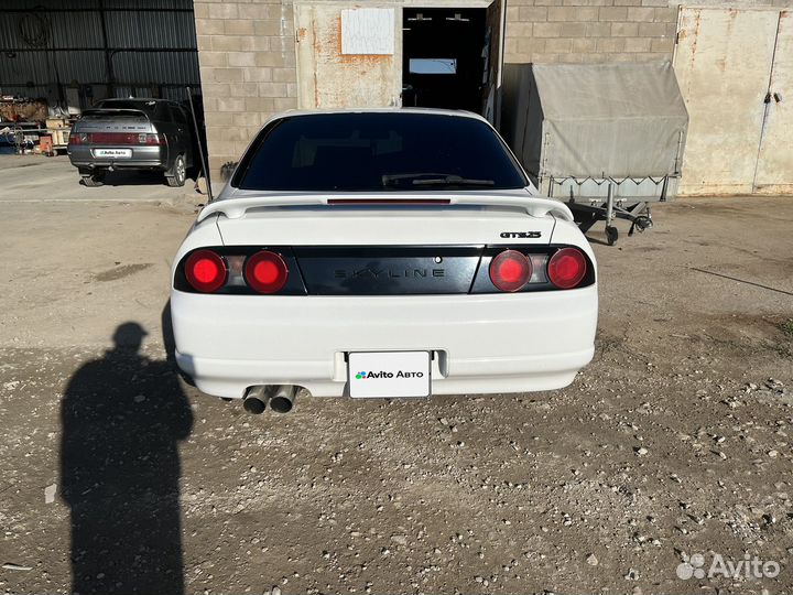 Nissan Skyline 2.5 AT, 1986, 200 600 км