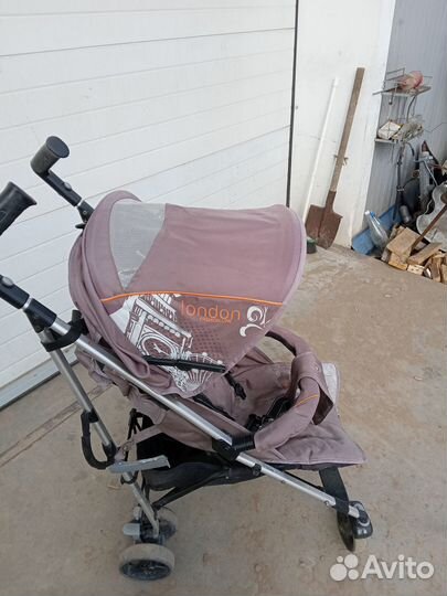 Прогулочная коляска трость