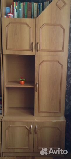 Шкаф