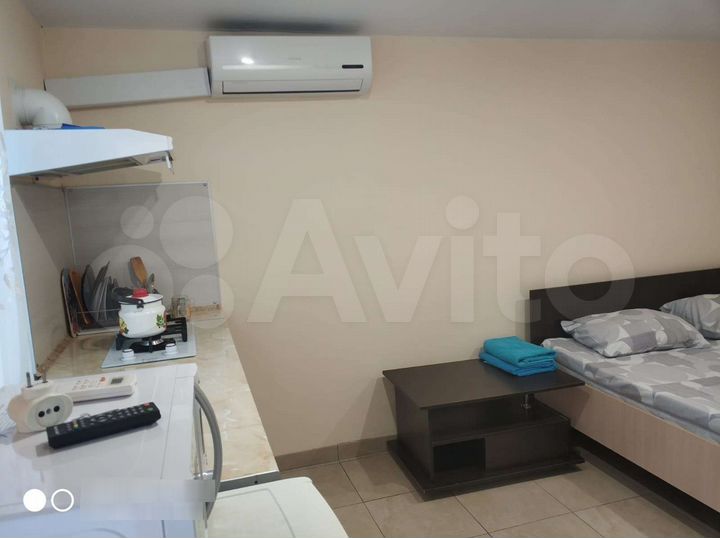 Дом 20 м² на участке 2 сот.