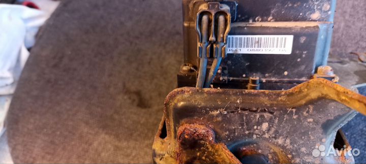 Блок ABS Nissan marth micra k11