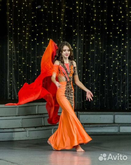 Групповые костюмы для восточных танцев