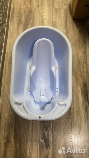 Ванночка для купания новорожденного
