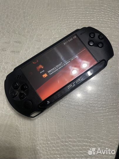 Sony PSP e1008 прошитая