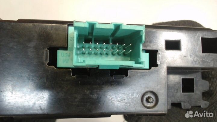 Джойстик мультимедиа Chevrolet Tahoe, 2001