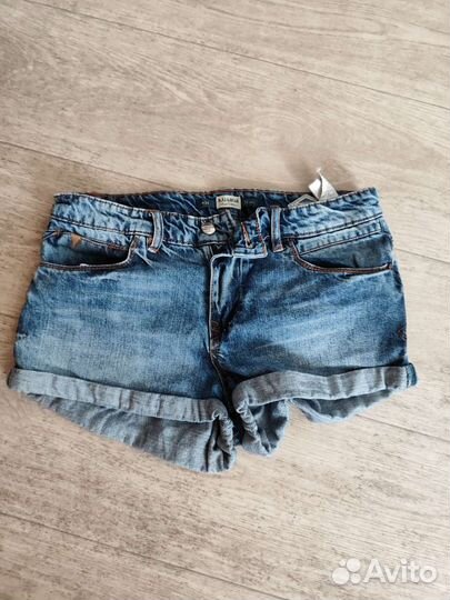 Шорты pull bear