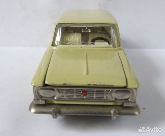 Москвич 434 А6 без ми. Цвет. Капот три зажима