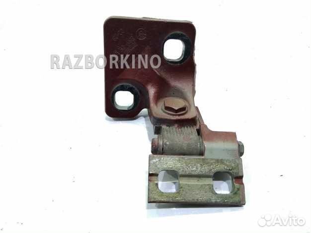 Петля двери передней левой нижняя