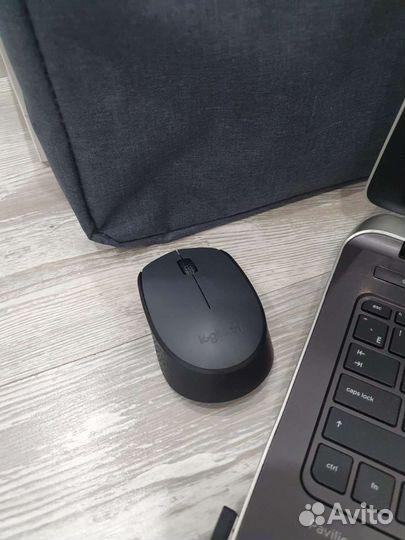 Ноутбук hp pavilion 15,6 A10/8GB/SSD 256Gb/R7