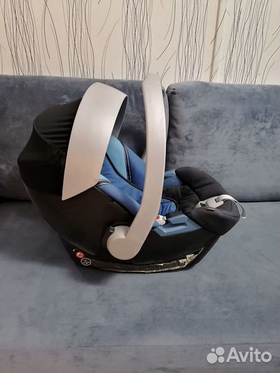 Продаётся детское автокресло Cybex