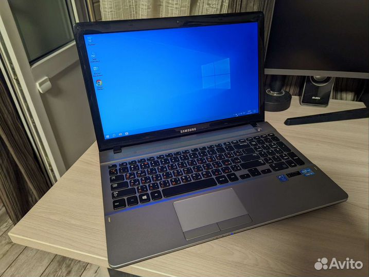 Ноутбук Samsung i3-3120M/GeForce 710M/128SSD/4RAM