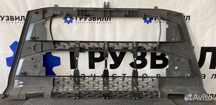 Решетка в бампер Volvo FH5 23512110