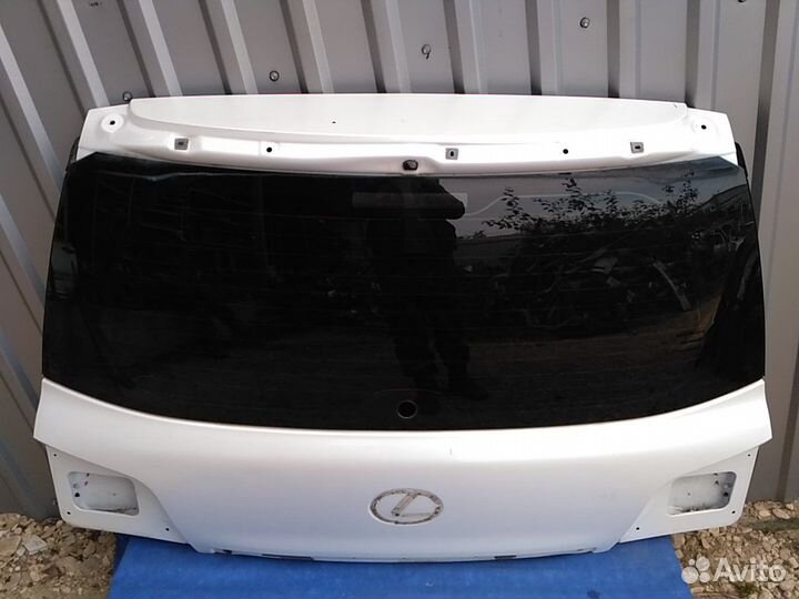 Крышка багажника Lexus LX570 2012-2015г
