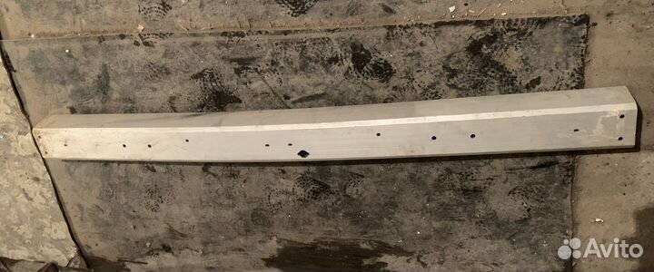 Продам бампер на ниву ваз 2121