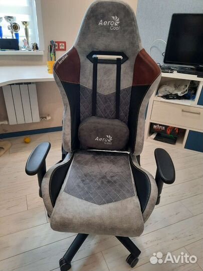 Компьютерное кресло AeroCool Duke игровое