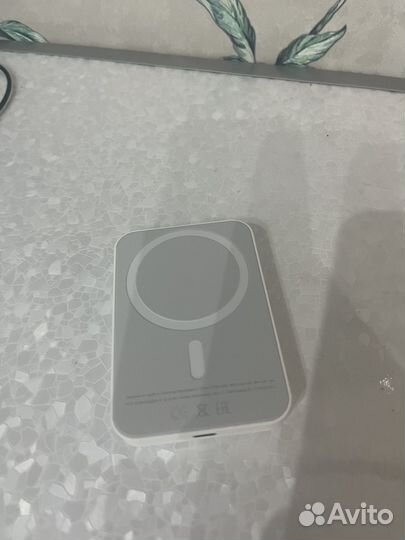 Повербанк для apple iPhone magsafe
